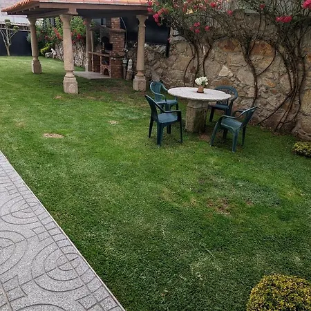홈스테이 Ribeiro Pilgrims Way To Santiago Bike A Garage For Marinhas