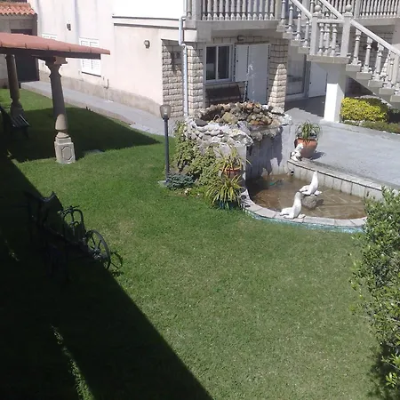 홈스테이 Ribeiro Pilgrims Way To Santiago Bike A Garage For Marinhas