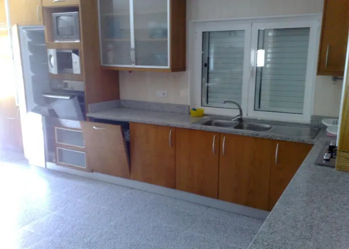 홈스테이 Ribeiro Pilgrims Way To Santiago Bike A Garage For Marinhas 에스포센데