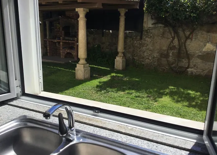 홈스테이 Ribeiro Pilgrims Way To Santiago Bike A Garage For Marinhas *