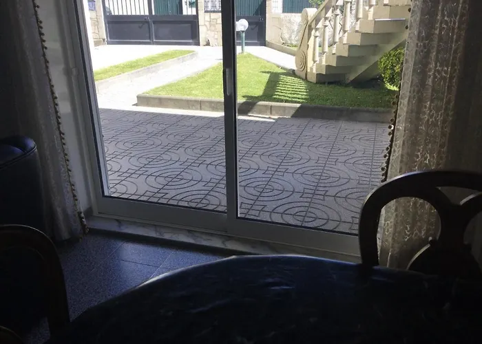 홈스테이 Ribeiro Pilgrims Way To Santiago Bike A Garage For Marinhas 에스포센데