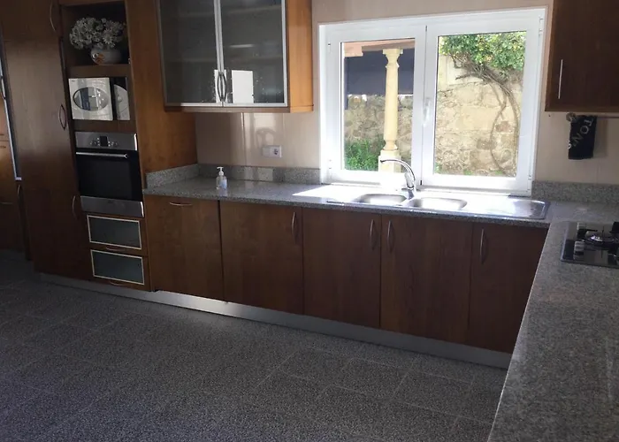 Ribeiro Pilgrims Way To Santiago Bike A Garage For Marinhas * 에스포센데