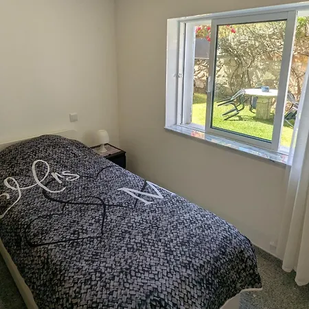 Room Solo - Villa Ribeiro On Way To Santiago With Secure Bike Garage - Esposende 홈스테이 *