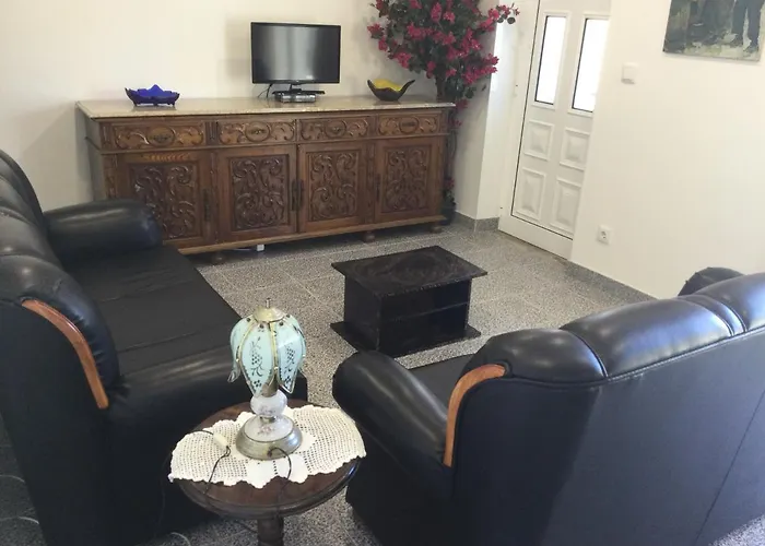 Ribeiro Pilgrims Way To Santiago Bike A Garage For Marinhas Δωμάτια σε οικογενειακή κατοικία *