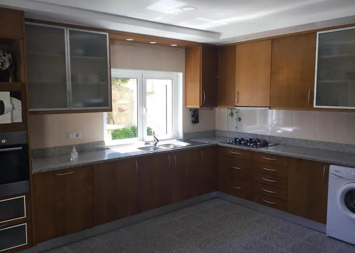 Ribeiro Pilgrims Way To Santiago Bike A Garage For Marinhas * Εσποσέντε