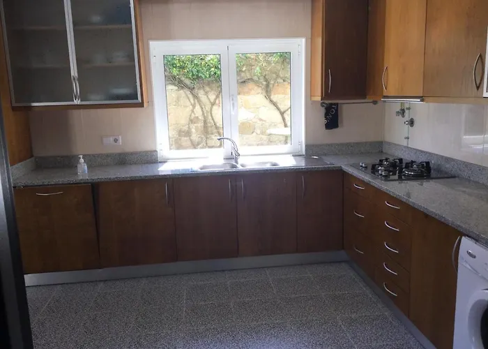 Ribeiro Pilgrims Way To Santiago Bike A Garage For Marinhas Δωμάτια σε οικογενειακή κατοικία *