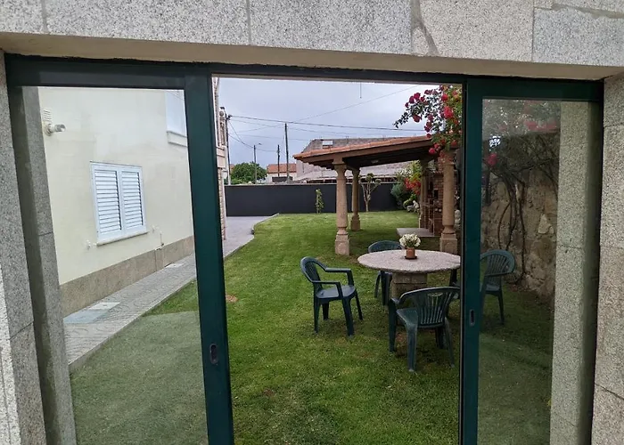 Ribeiro Pilgrims Way To Santiago Bike A Garage For Marinhas Εσποσέντε