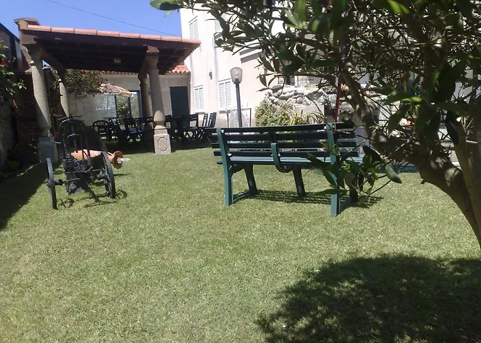 Ribeiro Pilgrims Way To Santiago Bike A Garage For Marinhas Δωμάτια σε οικογενειακή κατοικία