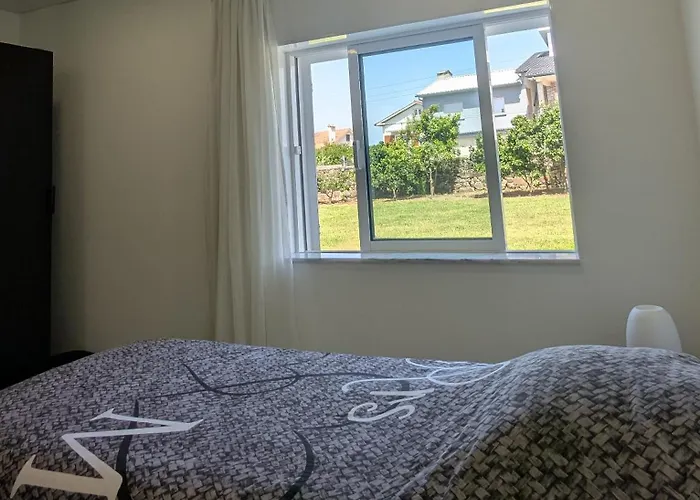 Privatunterkunft Ribeiro Pilgrims Way To Santiago Bike A Garage For Marinhas Esposende