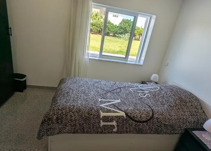 Ribeiro Pilgrims Way To Santiago Bike A Garage For Marinhas Δωμάτια σε οικογενειακή κατοικία Εσποσέντε